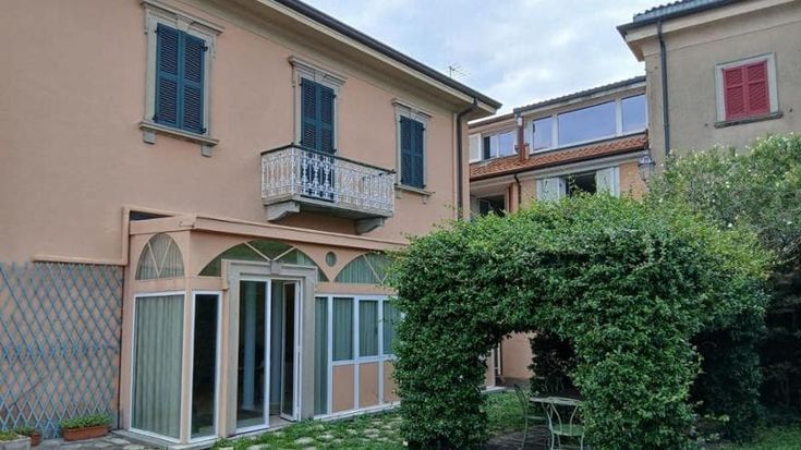 Varenna, dona la sua villa al Comune ma pone una condizione: “Che sia aperta a tutti”