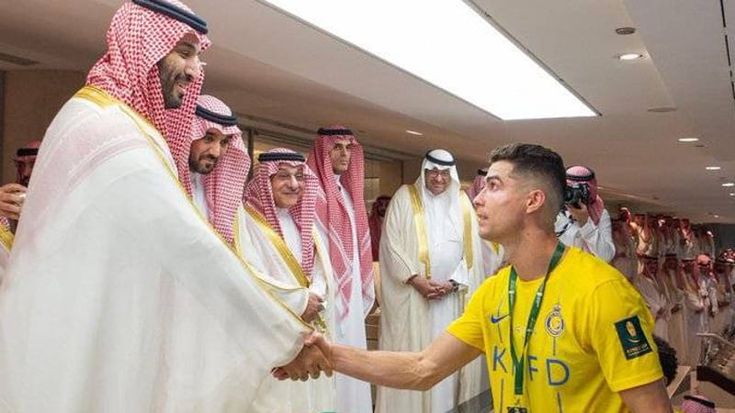 Cristiano Ronaldo alla Casa Bianca per l’incontro tra Trump e Bin Salman