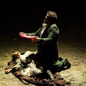 Roma, Teatro dell'Opera: appello dei lavoratori alla prima di Rigoletto