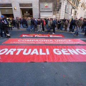 Sciopero sulle banchine: "No alla deregulation"
