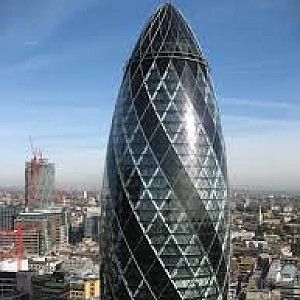 Il "Cetriolo" di Londra ai brasiliani di Safra per 850 milioni