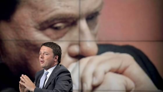 Renzi: "Silvio &egrave; impazzito, non sa pi&ugrave; dove andare"