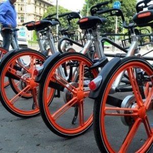 La Campania non va in bici: solo un cittadino su 100 la usa per andare a lavoro