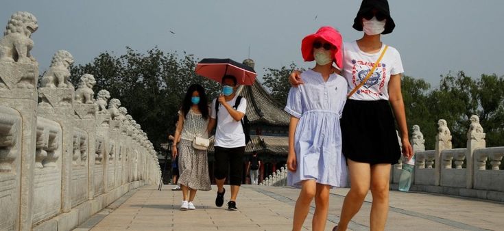 "Le mascherine uccidono i bambini". La storia della fake news partita dalla Cina