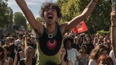 Francia, si infiammano le proteste degli studenti: oltre 600 fermi e 80 agenti feriti
