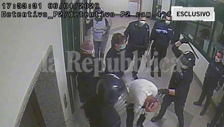 Violenze in carcere a Santa Maria Capua Vetere: la Procura propone 32 patteggiamenti 