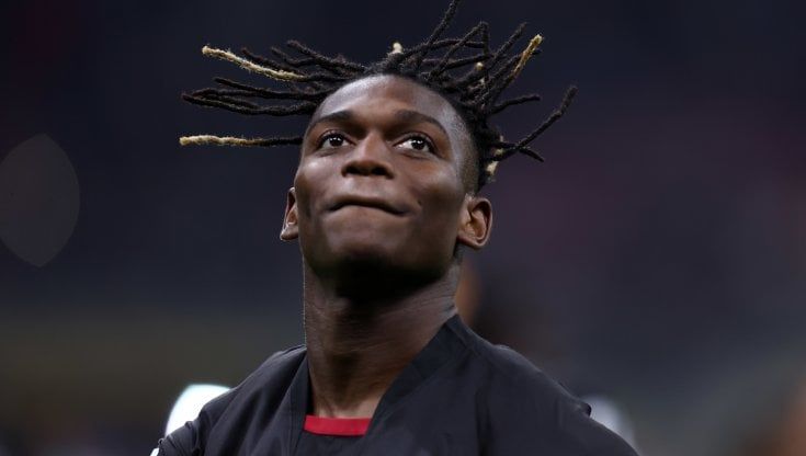 Milan, è braccio di ferro Pioli-Leao. Il portoghese escluso dai titolari per il derby