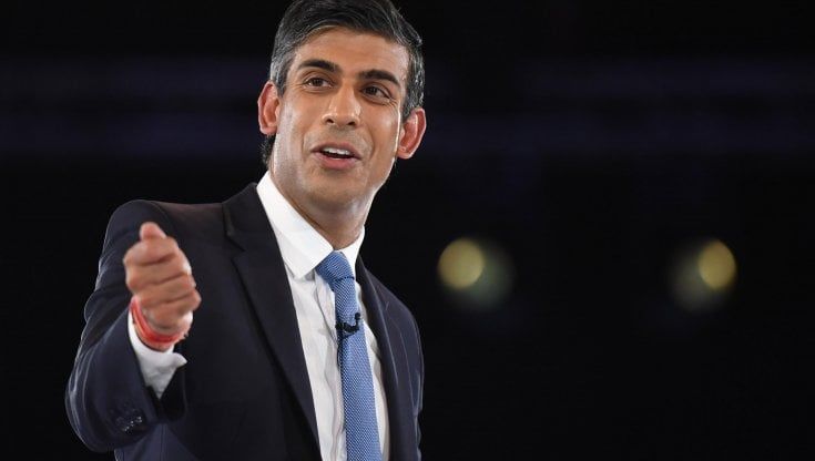 Regno Unito, Sunak annuncia la candidatura a leader dei Tory. Il giallo dell'incontro con Johnson