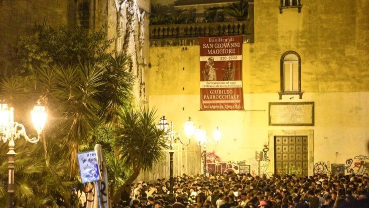 Controlli movida a Napoli, alcool a due minori di 16 anni