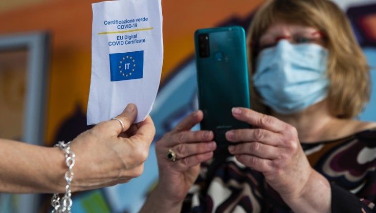 Green Pass, 3 milioni i lavoratori senza. Pubblico impiego a rischio paralisi
