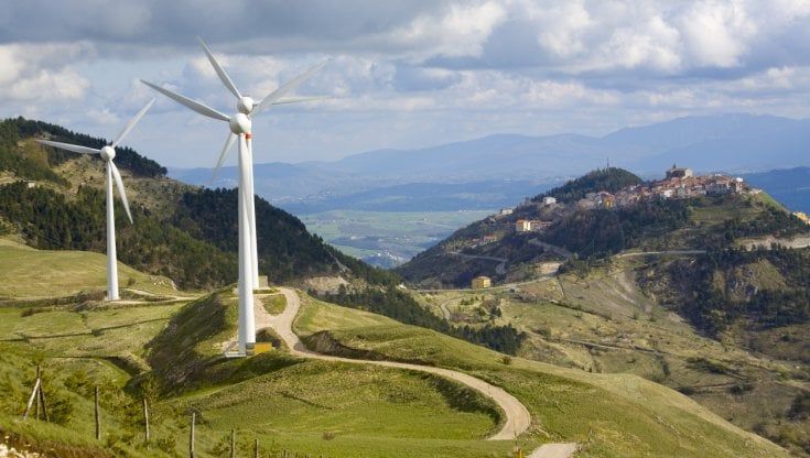Deloitte, nel 2043 i benefici della transizione ecologica in Italia inizieranno a superare i costi