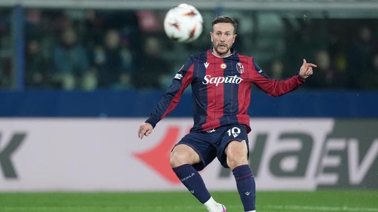 Show di Rowe e Bernardeschi, ma non basta: Bologna-Roma 1-1, si deciderà tutto all’Olimpico