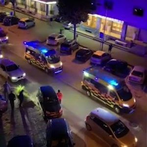 Salerno, 18 avvisi di garanzia dopo la sfilata di ambulanze per il sindaco di Capaccio