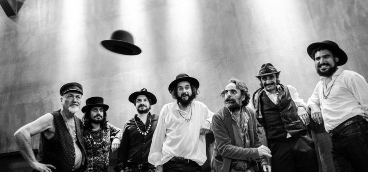 Capossela a Parigi, poi al Tenco: "La mia musica dalla terra e dal mare"