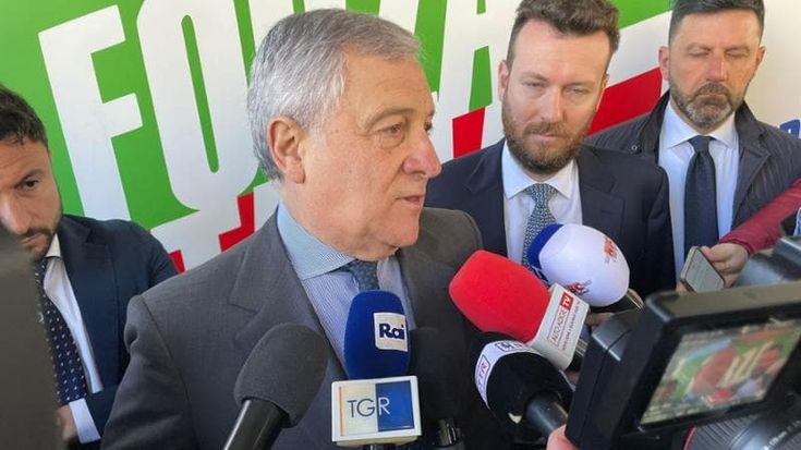 FI crede nel sorpasso e lancia la sfida alla Lega su Autonomia e condono
