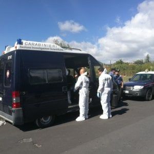 Catania, pensionato ucciso, il corpo in un tombino. Fermati due minorenni