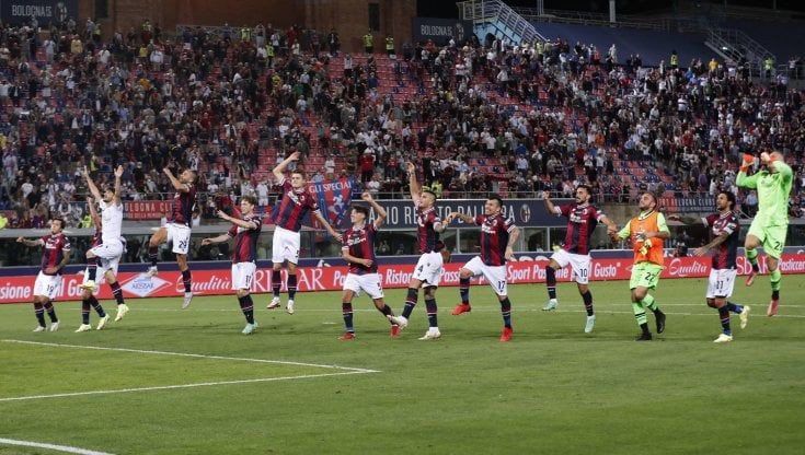Bologna, non è bello ma balla. La svolta di Mihajlovic: "Primo non prenderle"