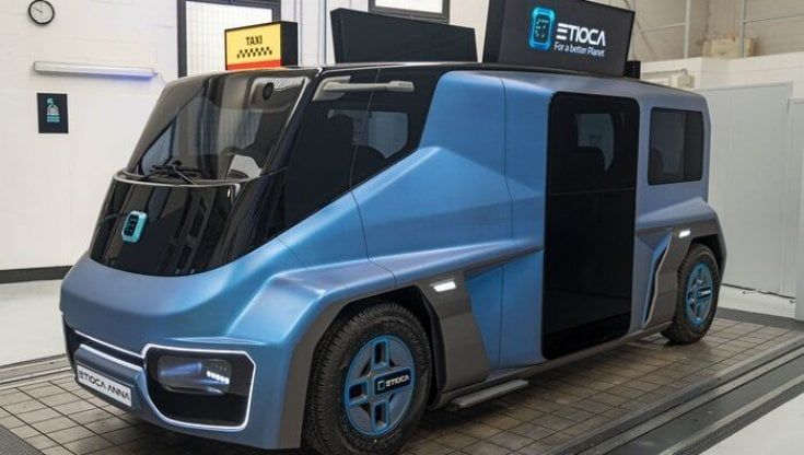 Etioca, il taxi elettrico polifunzionale che "parla" italiano