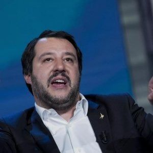 Così Salvini e gli altri chiedevano i biglietti a Parnasi per l'ultima partita di Totti