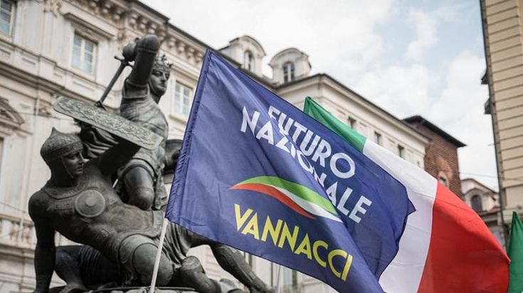 La tentazione di Vannacci per il seggio in Calabria: un suo candidato per insidiare il centrodestra