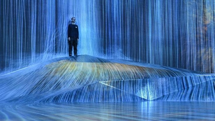 Tokyo. L’iperspazio di luce e colori dei Van Gogh della digital art ha un museo: per teamLab il grattacielo più alto del Giappone