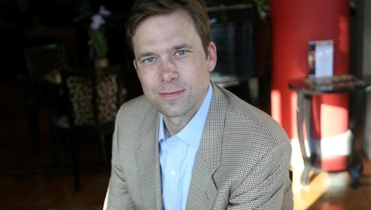 Christopher Bollen: “Nel mio romanzo racconto un crollo nervoso nell’Egitto della pandemia”