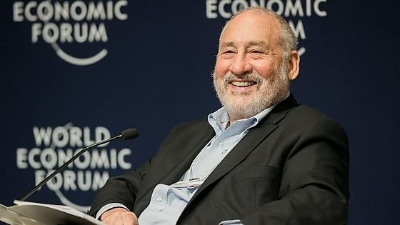 Stiglitz prova a suggerire l'agenda economica alla Clinton: "Più tasse su utili e redditi alti"