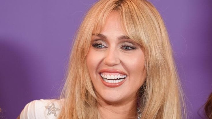Hannah Montana, speciale per i vent’anni. Miley Cyrus: “Per me è come tornare a casa”