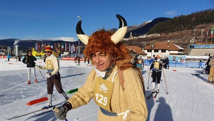 Fiemme e Fassa, in cinquemila al via della Marcialonga edizione numero 49: "Un segnale di speranza nonostante la ripresa della pandemia"