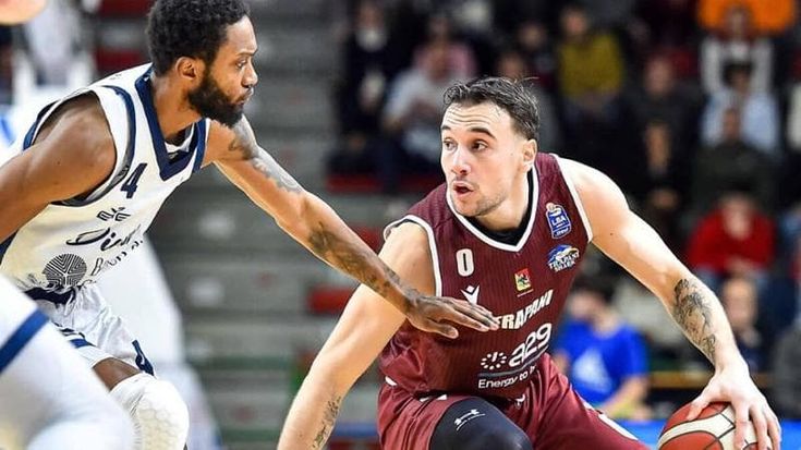 Basket, Sassari supera Trapani 102-78