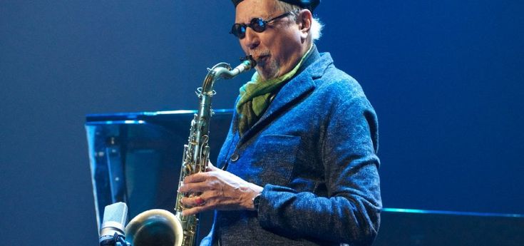 Reeves, Lloyd e un Coltrane teatrale, quattro passi con il jazz nei bei borghi di Maremma