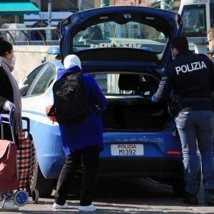 Caltanissetta, dimesso dopo coronavirus viola quarantena: denunciato