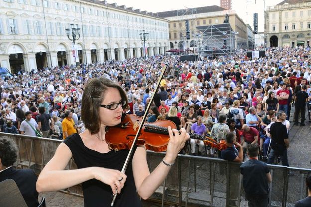 Il Festival Beethoven<br />riempie piazza San Carlo