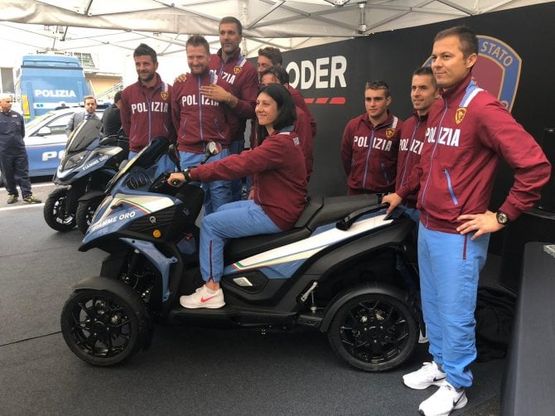 La polizia viaggia in Qooder