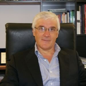 Schianto in bici, muore il direttore generale della banca Don Rizzo