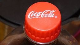 Via dalla lobby della plastica, la svolta di Coca-cola e Pepsi