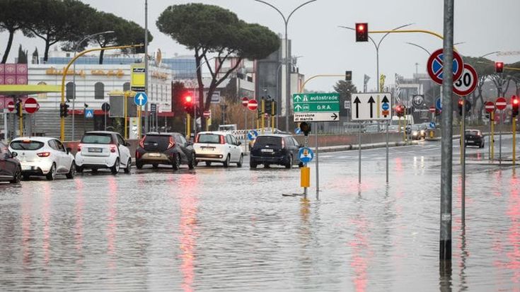 Maltempo, Aniene in calo e riapre via Tiburtina: ora la conta dei danni