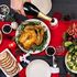 Natale: un italiano su due prepara i dolci in casa
