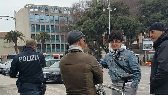 Bari, la bici rubata in vendita online ma la targa lo incastra: si presenta la polizia