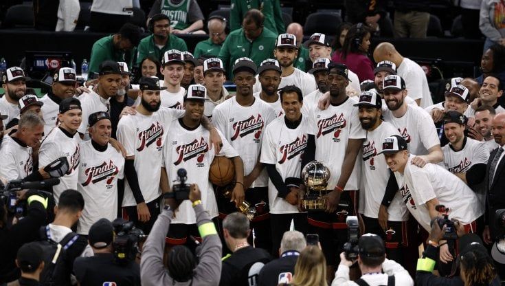 Nba, incredibile Miami: batte Boston in gara 7 e vola alle Finals contro Denver