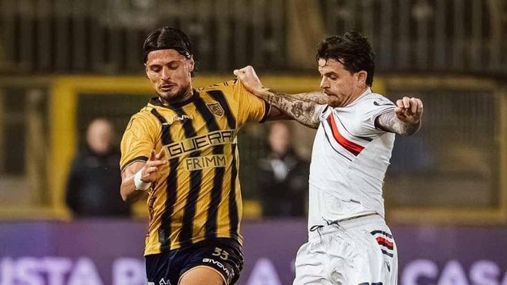 L’abbraccio di Mancini per caricare la Samp