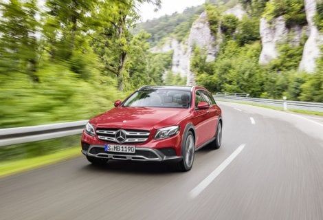 Nuova Mercedes Classe E All-Terrain, l'avventura veste chic