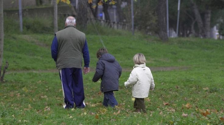 I bambini sentinelle contro l’ictus: un corso gli insegna a scorgere i sintomi per salvare i nonni