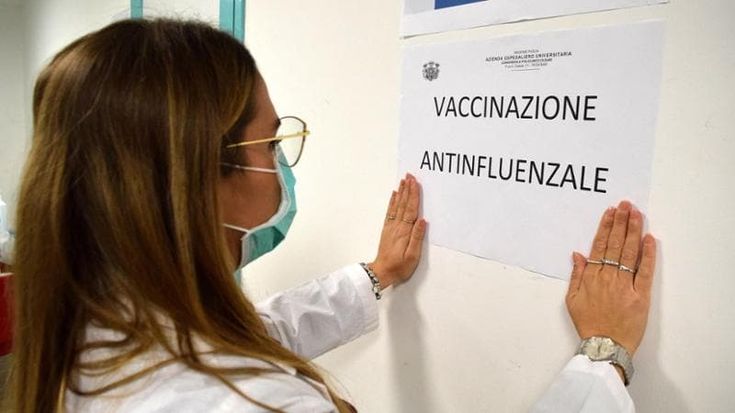 Influenza, chi fa il vaccino è aumentato del 25%. “Siamo in attesa del picco”