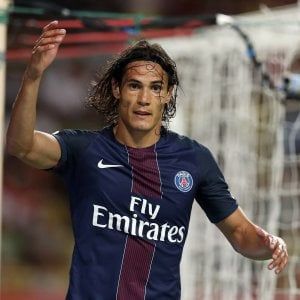 Napoli, per Cavani si spera ancora. L'ultima idea è Pavoletti