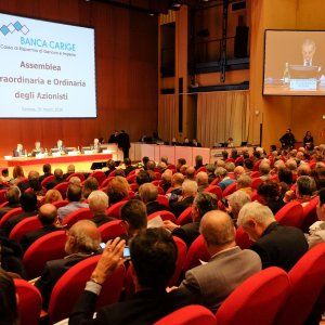 Carige, inizia l'era dei Malacalza: Tesauro presidente