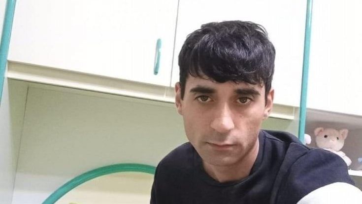 Ventinovenne scomparso a Foggia ritrovato cadavere sui binari: "Era vittima dei bulli"
