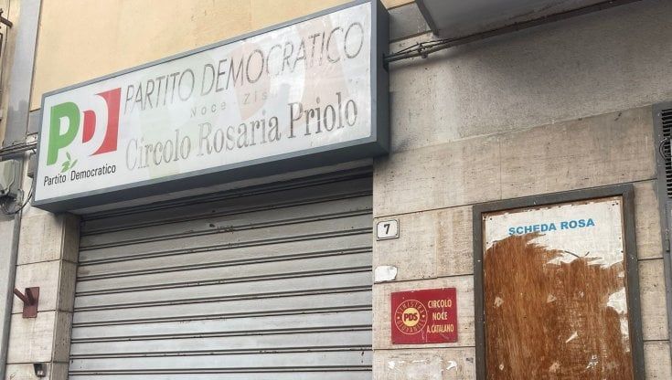 Circoli chiusi, solo chat. La rabbia dei militanti: “Nel Pd non si parla più”