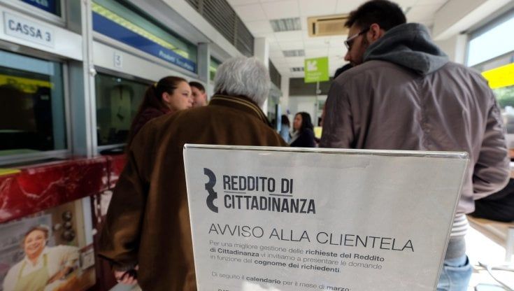 Reddito di cittadinanza, boom Covid: lo incassano 140mila siciliani in più