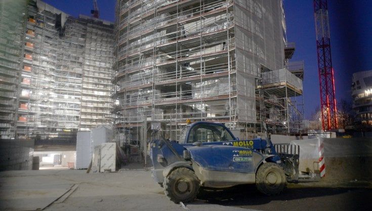 Un morto ogni dieci giorni nei cantieri milanesi: così inizia l’anno nero 